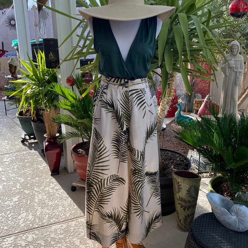 💚🌱💚2 PIECE TROPICAL WIDE LEG PANTS-N-EMERALD GREEN BODYSUIT💚🌱💚